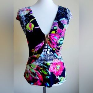 Roberto Cavalli Brooched Multicolored V-Neck Top
Size : EU 44 US : M